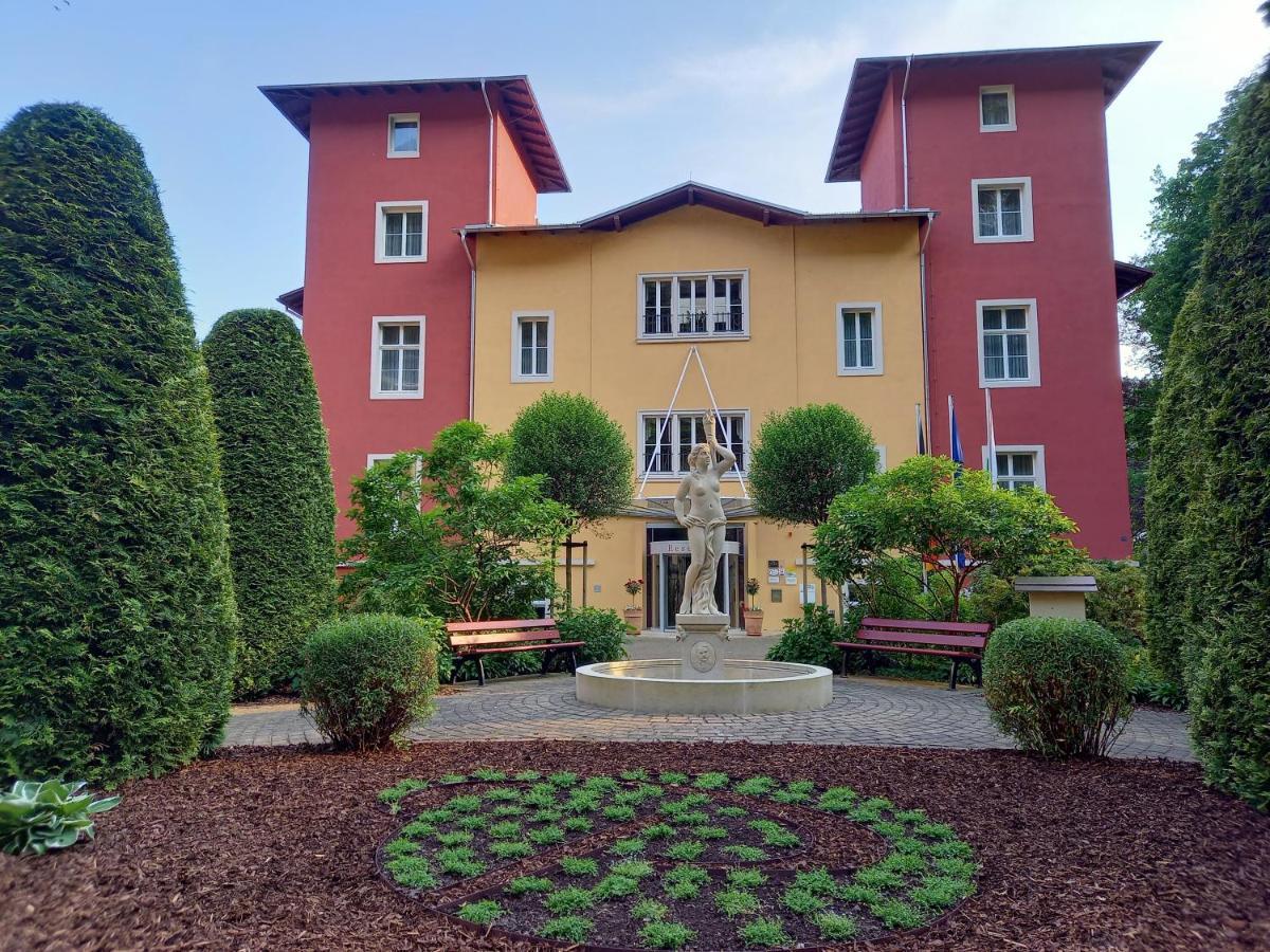 Parkhotel Bad Schandau Mit Spa Luaran gambar