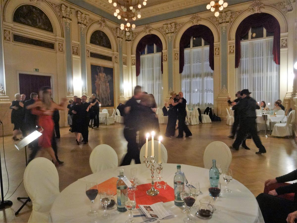 Parkhotel Bad Schandau Mit Spa Luaran gambar